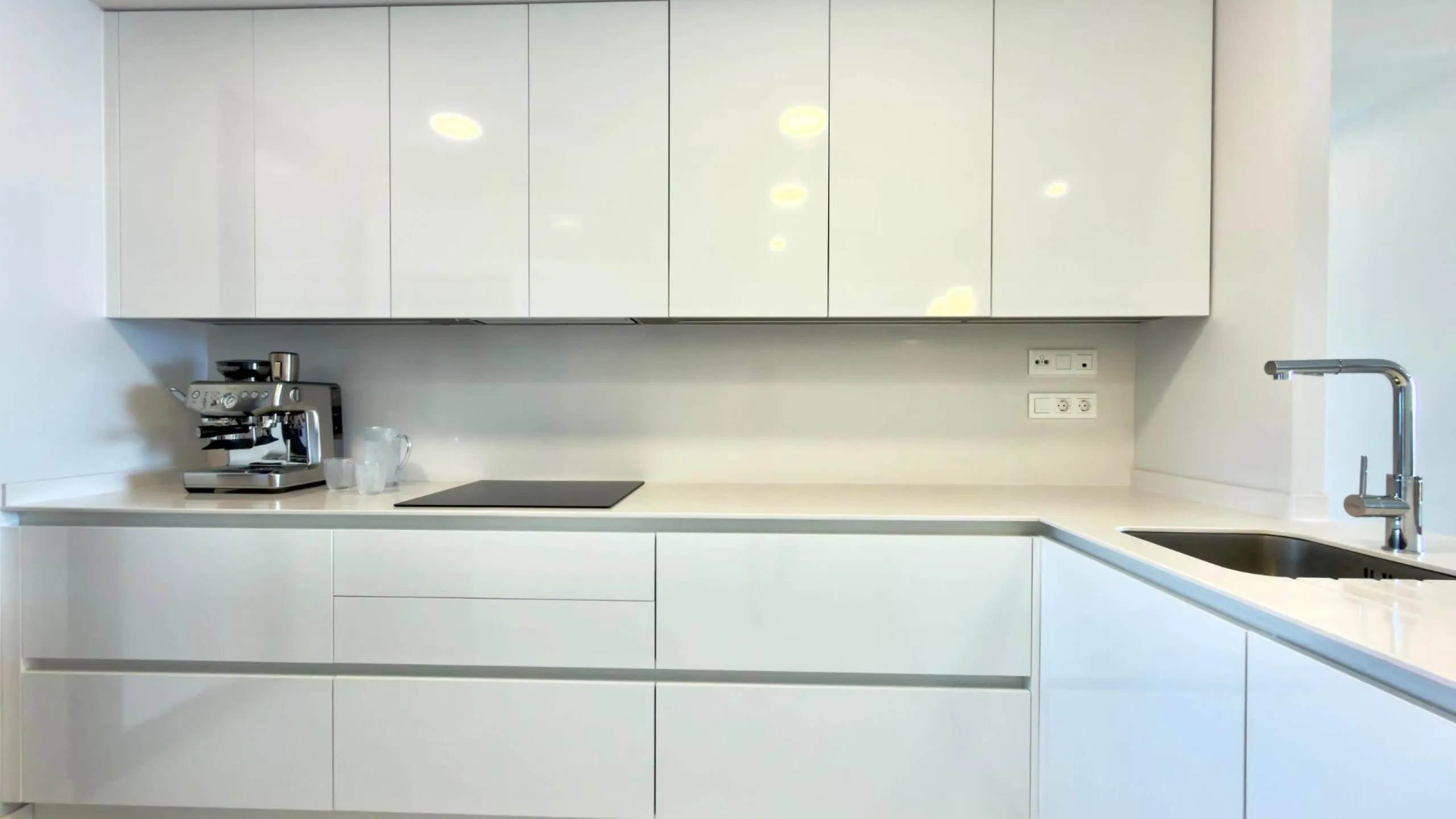 Exclusivo apartamento en Benidorm Beach listo para entrar a vivir