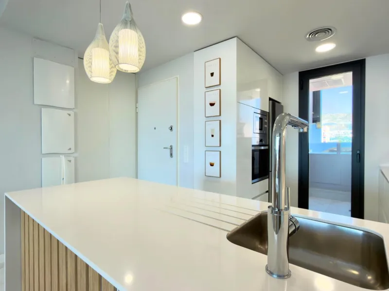 Exclusivo apartamento en Benidorm Beach listo para entrar a vivir