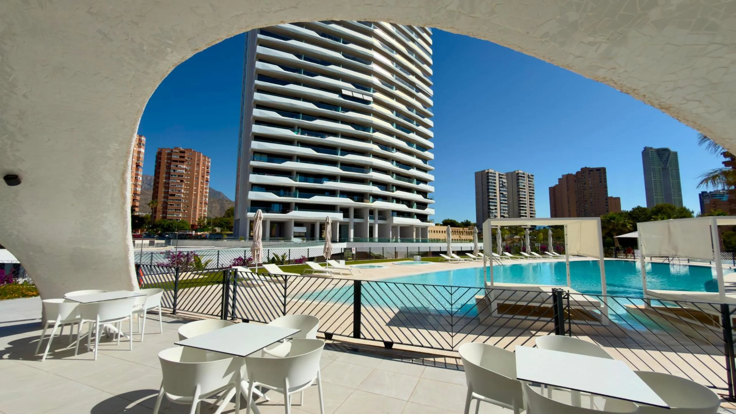 Exclusivo apartamento en Benidorm Beach listo para entrar a vivir