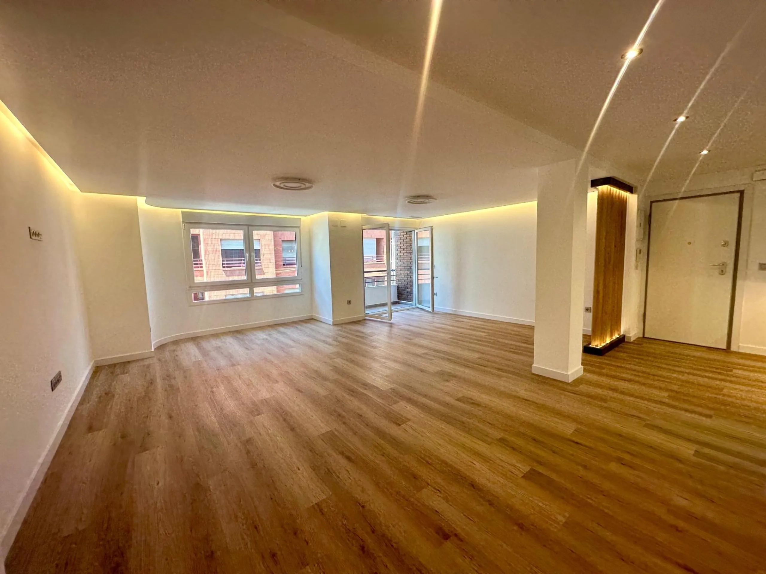Espectacular vivienda totalmente reformada en una de las mejores zonas de Alicante, junto a El Corte Inglés
