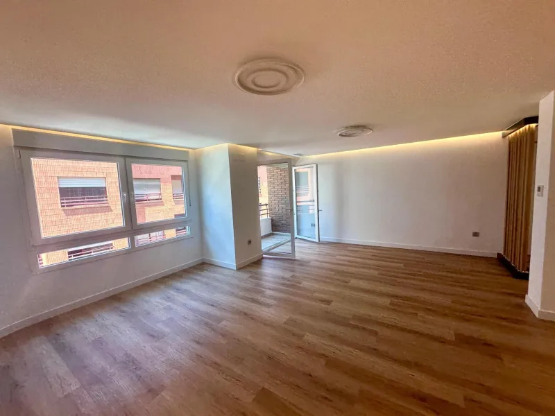 Espectacular vivienda totalmente reformada en una de las mejores zonas de Alicante, junto a El Corte Inglés