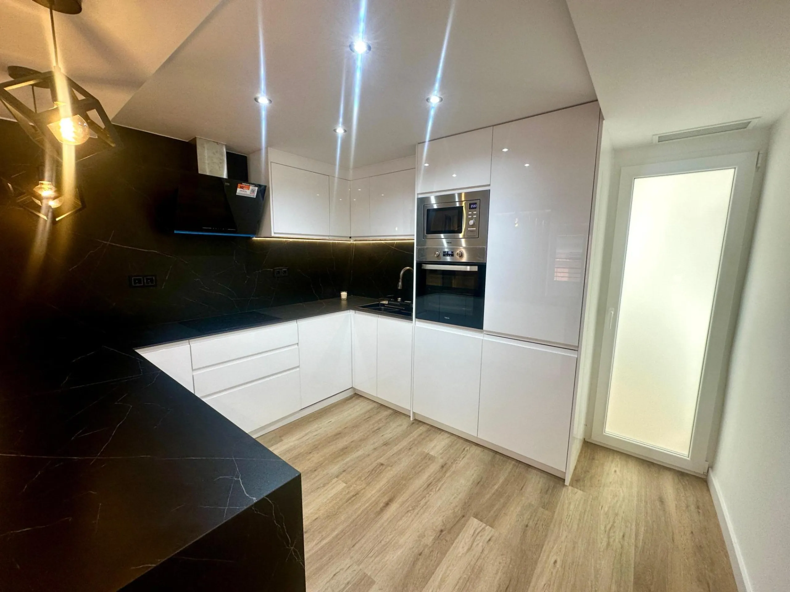 Espectacular vivienda totalmente reformada en una de las mejores zonas de Alicante, junto a El Corte Inglés