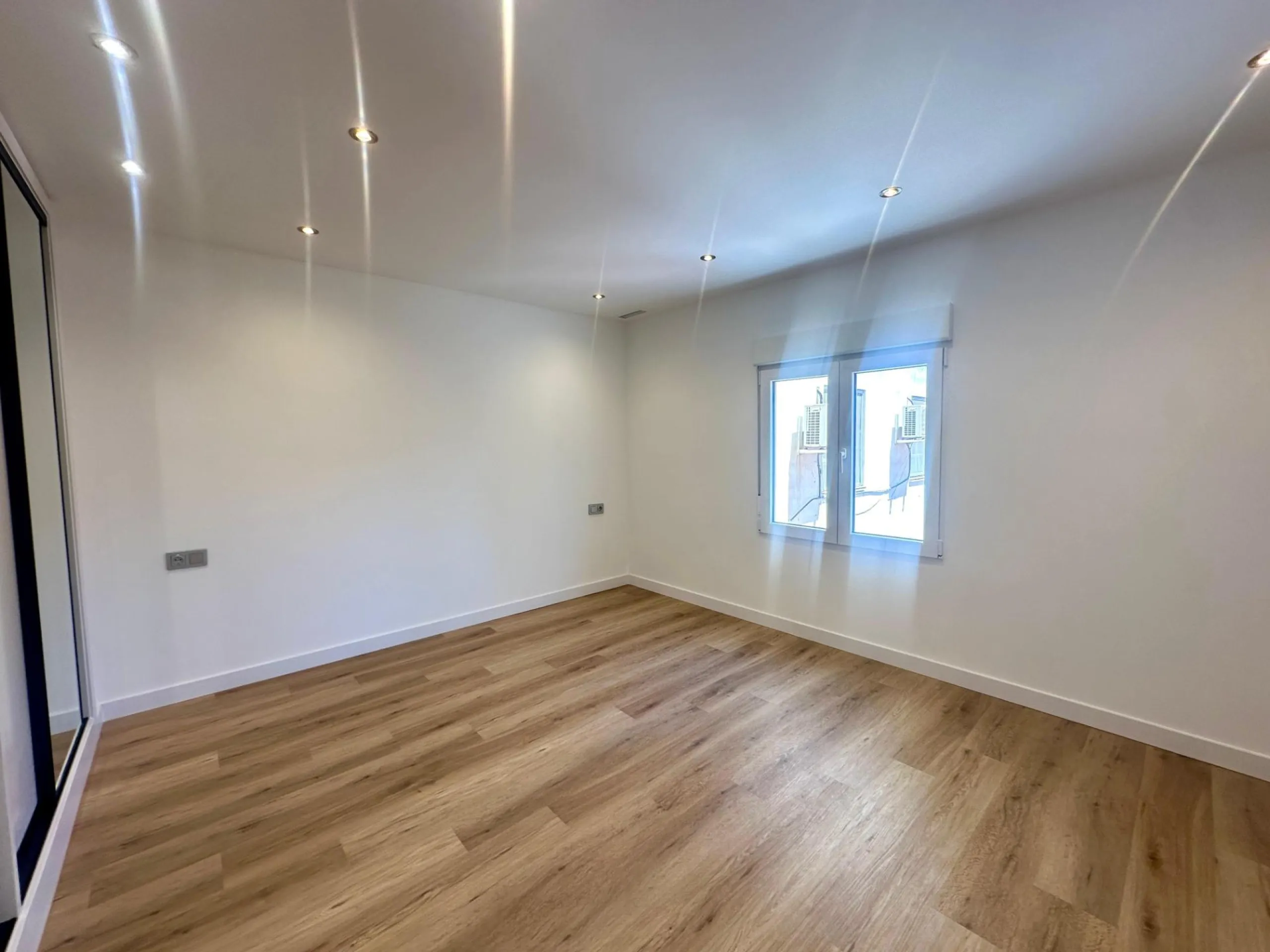Espectacular vivienda totalmente reformada en una de las mejores zonas de Alicante, junto a El Corte Inglés