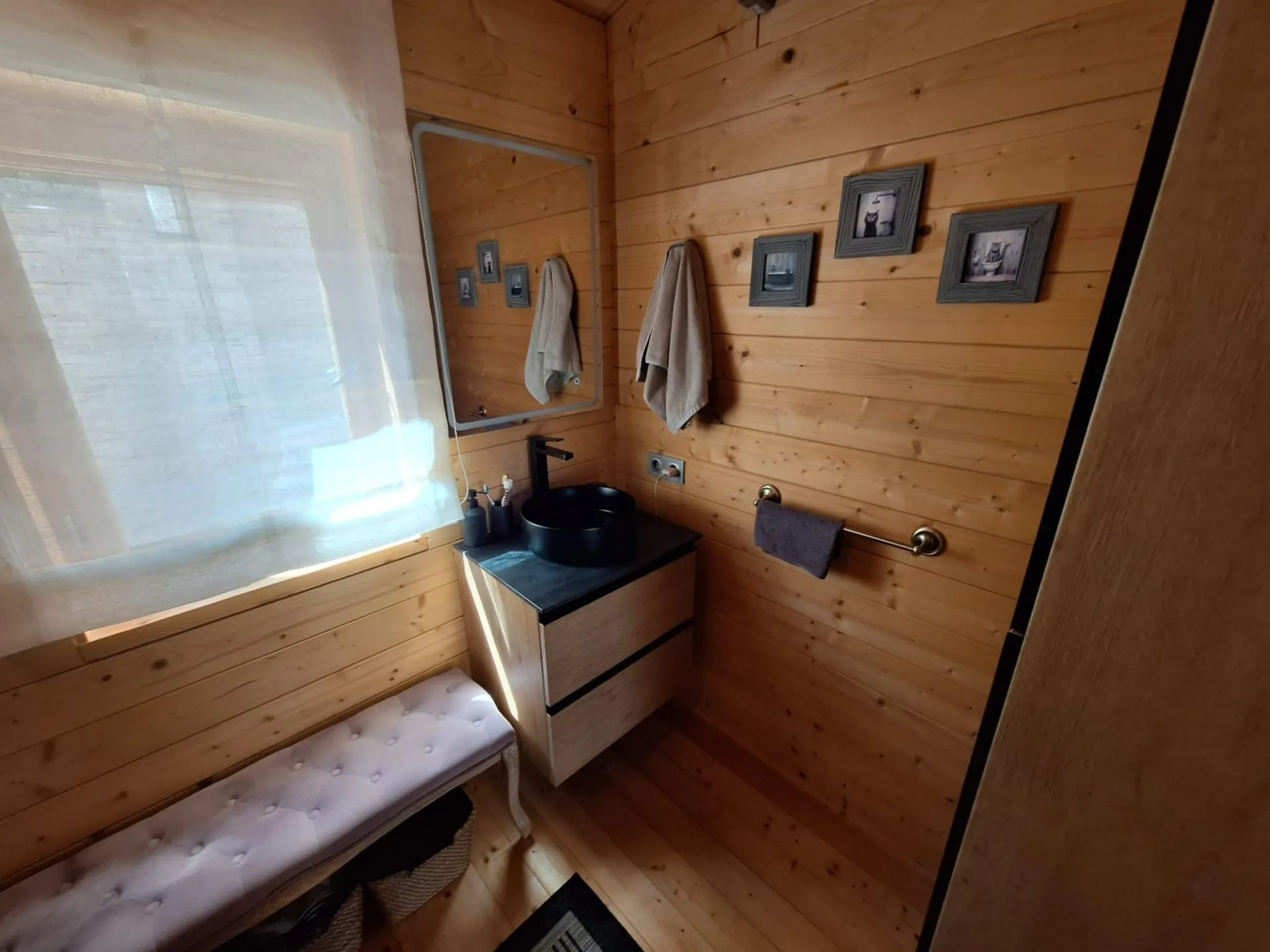 Encantador Chalet Reformado con Piscina en Pinar de Campoverde