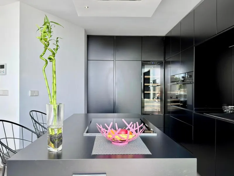 Exclusivo penthouse en Altea con espectaculares vistas panorámicas a la Bahía de Altea y al mar Mediterráneo 🌊