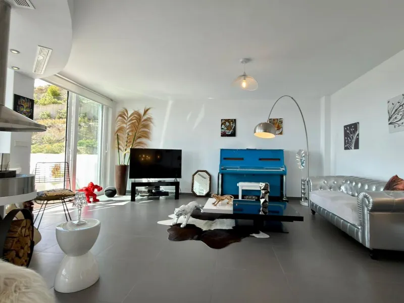 Exclusivo penthouse en Altea con espectaculares vistas panorámicas a la Bahía de Altea y al mar Mediterráneo 🌊