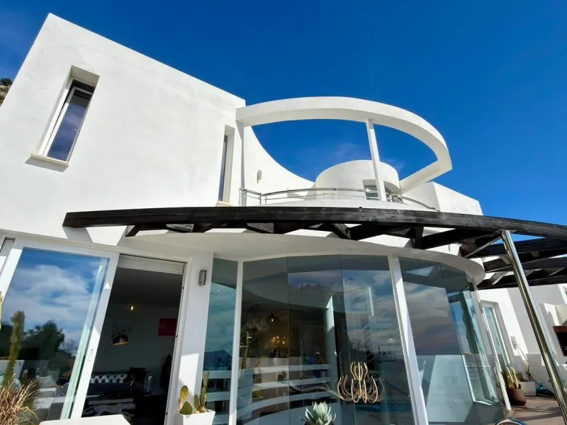 Exclusivo penthouse en Altea con espectaculares vistas panorámicas a la Bahía de Altea y al mar Mediterráneo 🌊