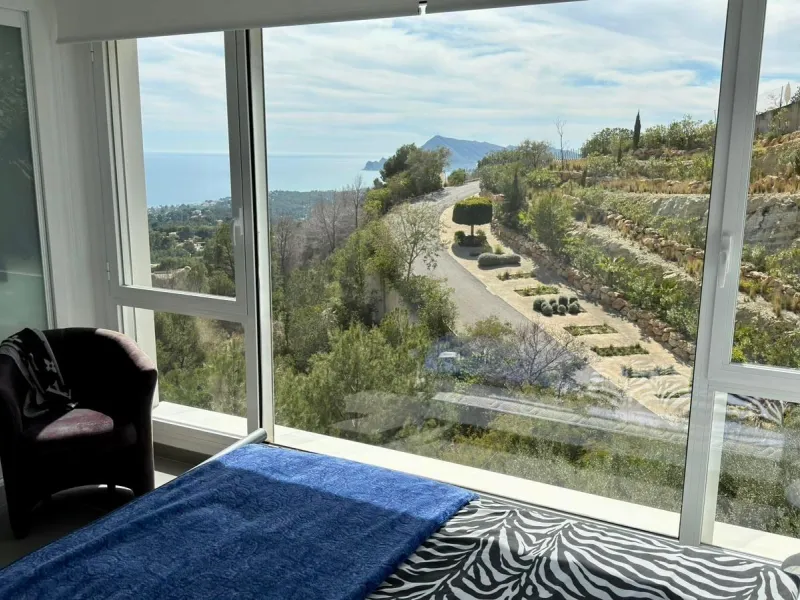 Exclusivo penthouse en Altea con espectaculares vistas panorámicas a la Bahía de Altea y al mar Mediterráneo 🌊