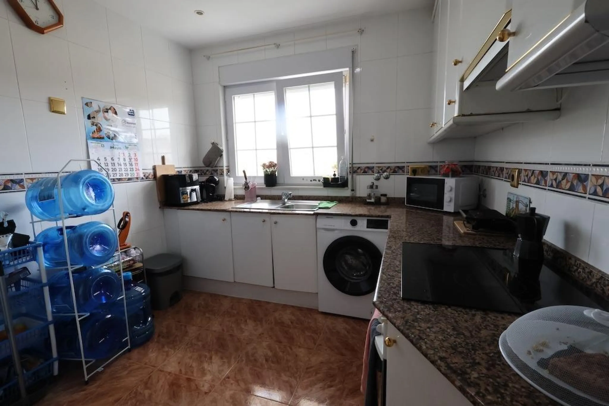 ÁTICO EN AV.PARIS DE 3 DORM. 2 BAÑOS. CON SUPERFICIE DE 113 M2.