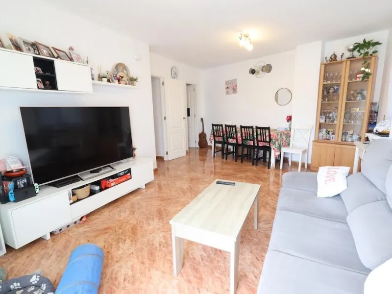 ÁTICO EN AV.PARIS DE 3 DORM. 2 BAÑOS. CON SUPERFICIE DE 113 M2.