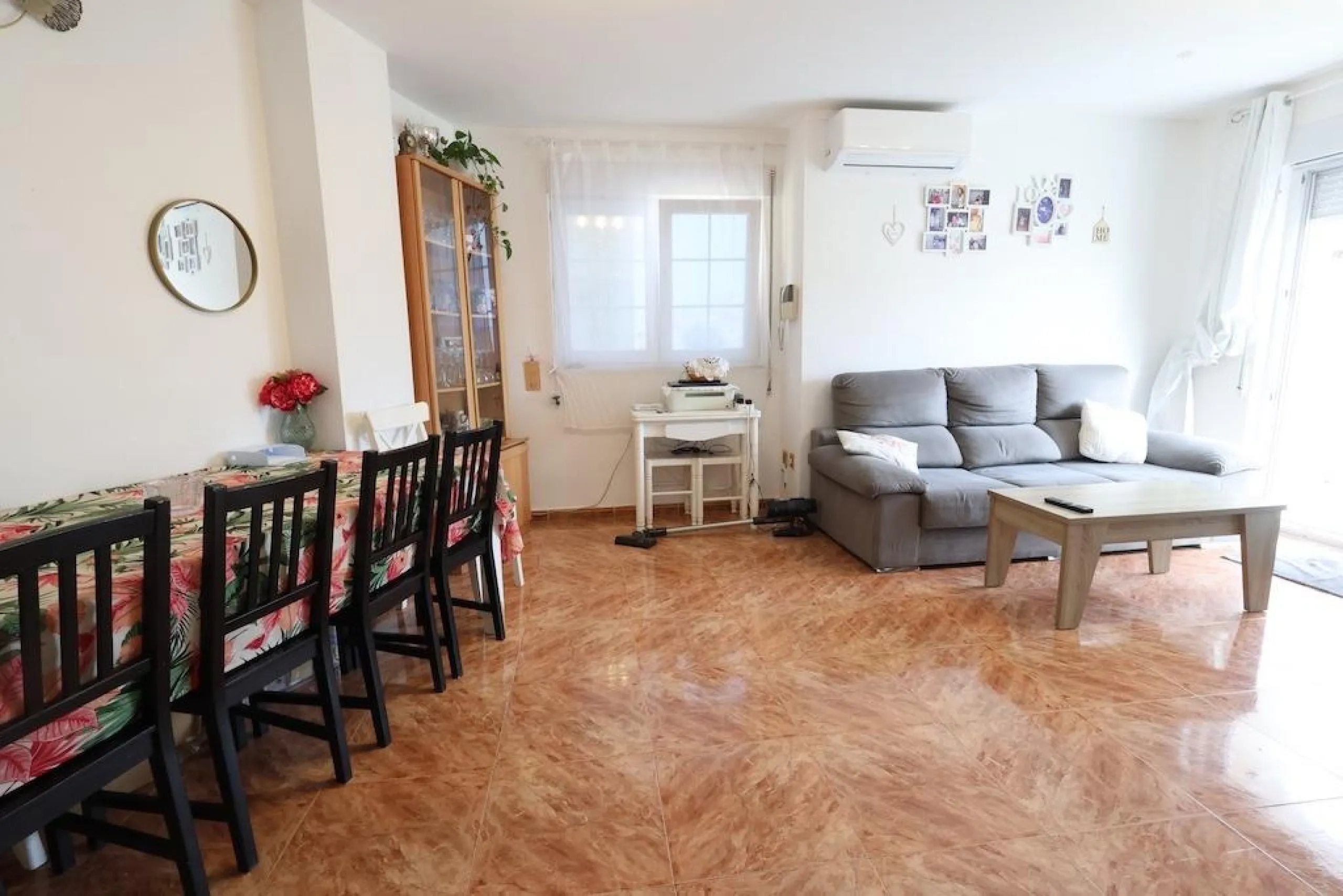 ÁTICO EN AV.PARIS DE 3 DORM. 2 BAÑOS. CON SUPERFICIE DE 113 M2.