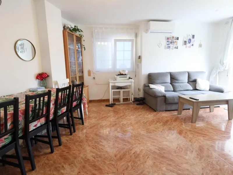 ÁTICO EN AV.PARIS DE 3 DORM. 2 BAÑOS. CON SUPERFICIE DE 113 M2.