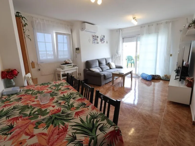 ÁTICO EN AV.PARIS DE 3 DORM. 2 BAÑOS. CON SUPERFICIE DE 113 M2.