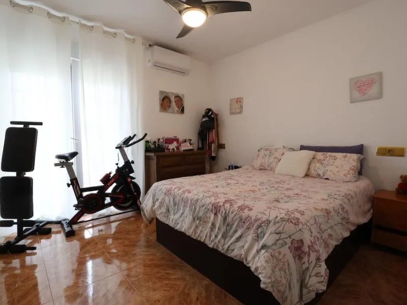 ÁTICO EN AV.PARIS DE 3 DORM. 2 BAÑOS. CON SUPERFICIE DE 113 M2.