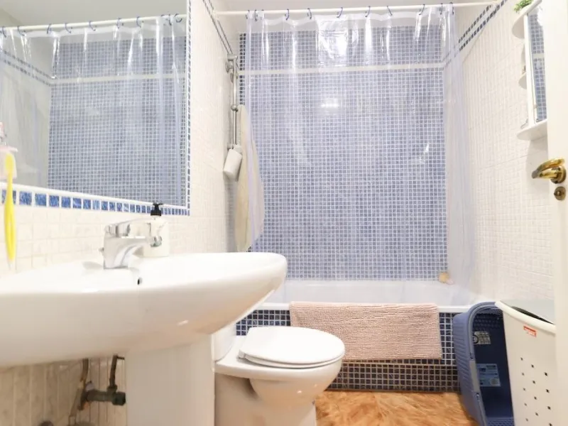 ÁTICO EN AV.PARIS DE 3 DORM. 2 BAÑOS. CON SUPERFICIE DE 113 M2.