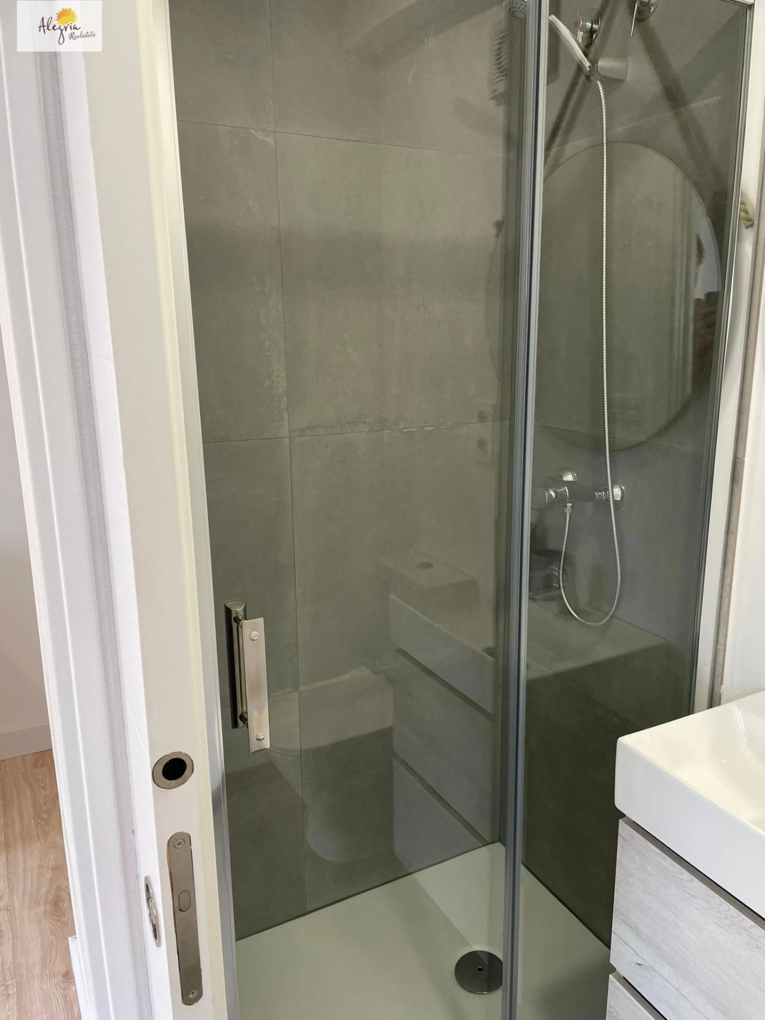 🏡 Renovated Apartment for Sale | Jesús, Valencia