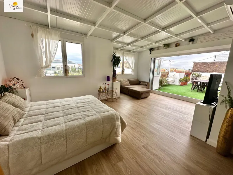 🏡 Exclusive Loft Penthouse with Panoramic Terrace | Feria de Muestras, Valencia