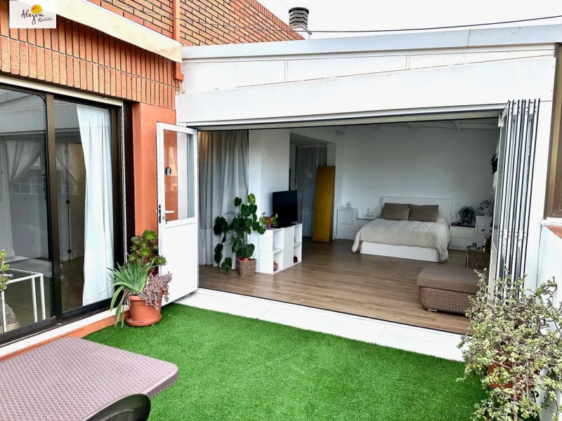 🏡 Exclusive Loft Penthouse with Panoramic Terrace | Feria de Muestras, Valencia