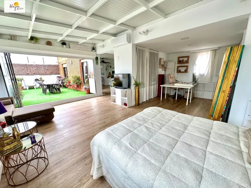 🏡 Exclusive Loft Penthouse with Panoramic Terrace | Feria de Muestras, Valencia