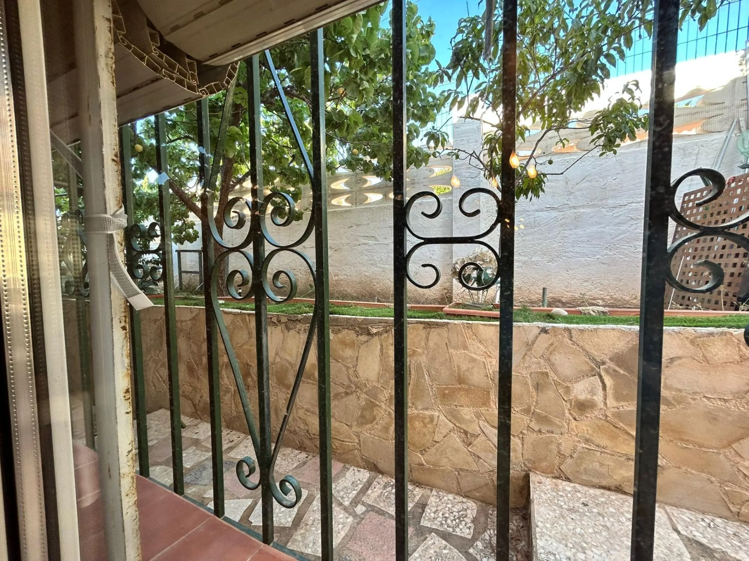 🏡 Independent chalet with private pool and large plot — La Nucía, Alicante