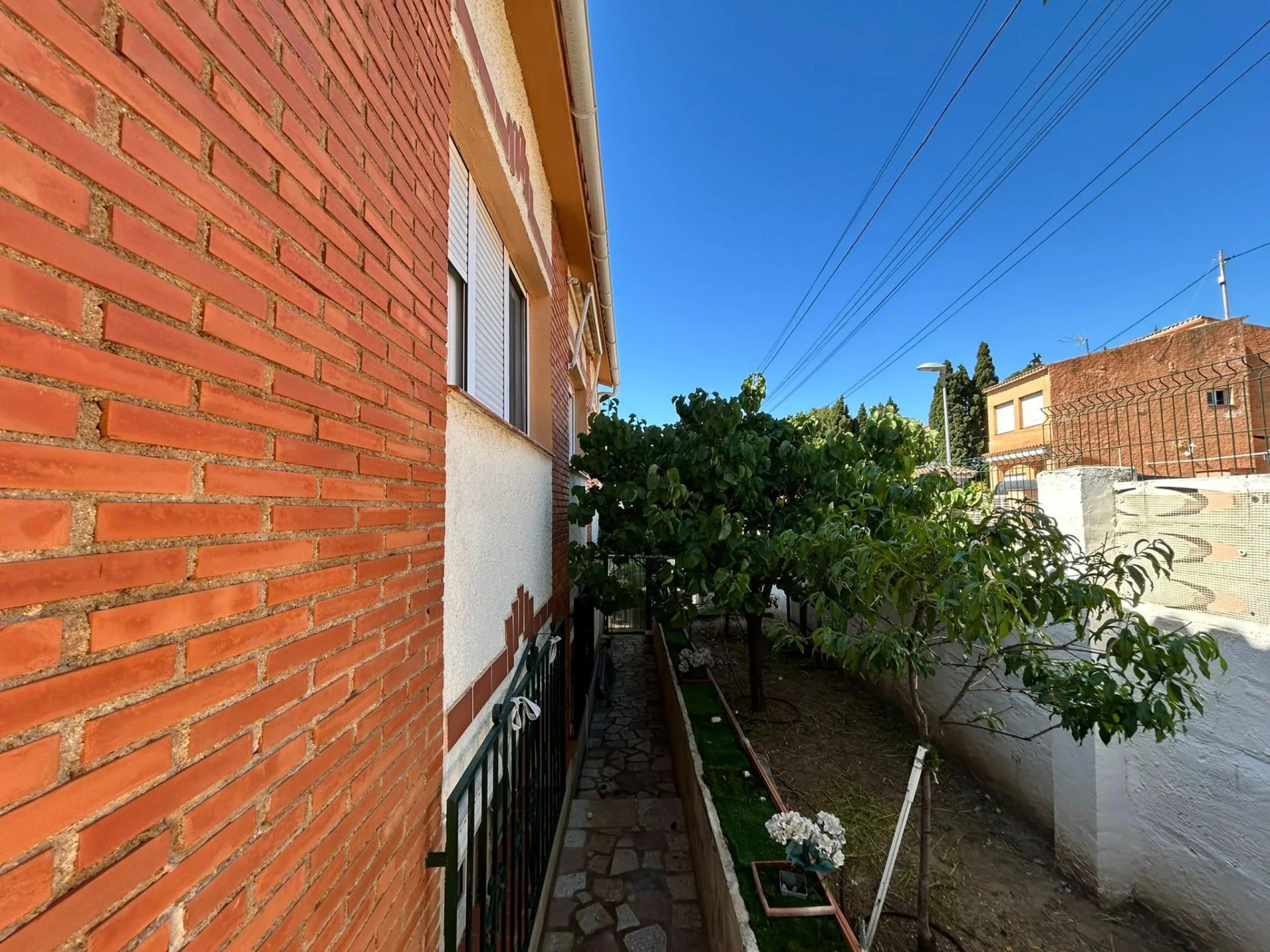 🏡 Independent chalet with private pool and large plot — La Nucía, Alicante