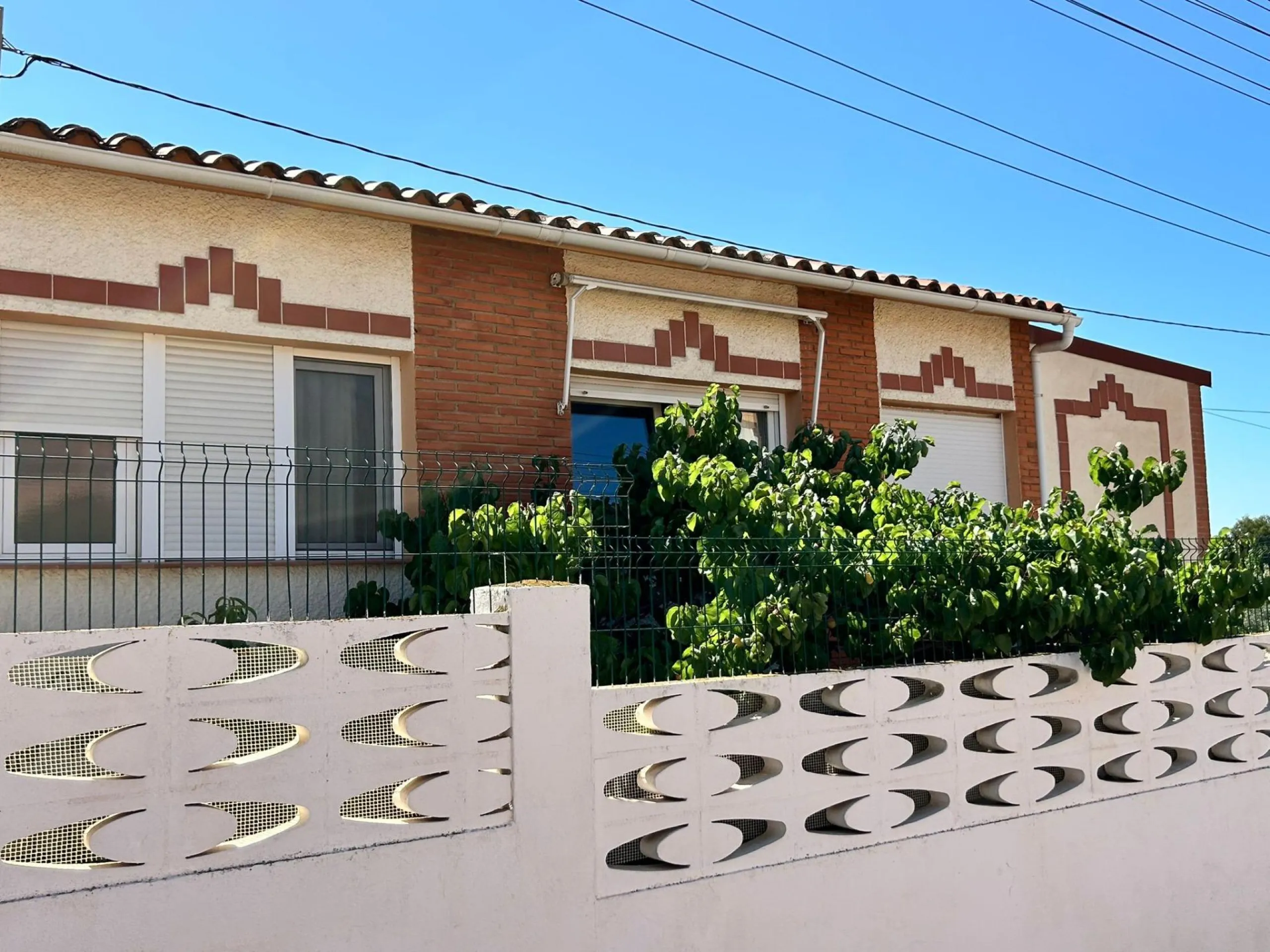 🏡 Independent chalet with private pool and large plot — La Nucía, Alicante