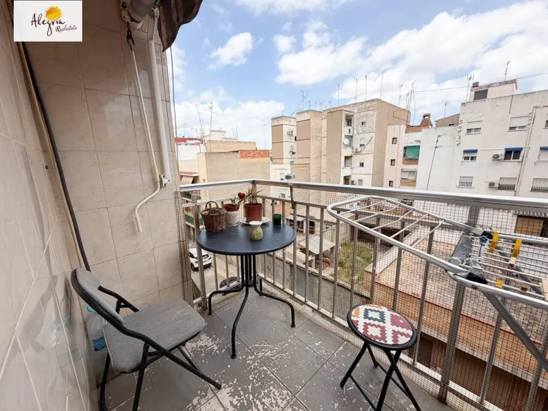 🏡 Bright Apartment for Sale | Manises, Valencia