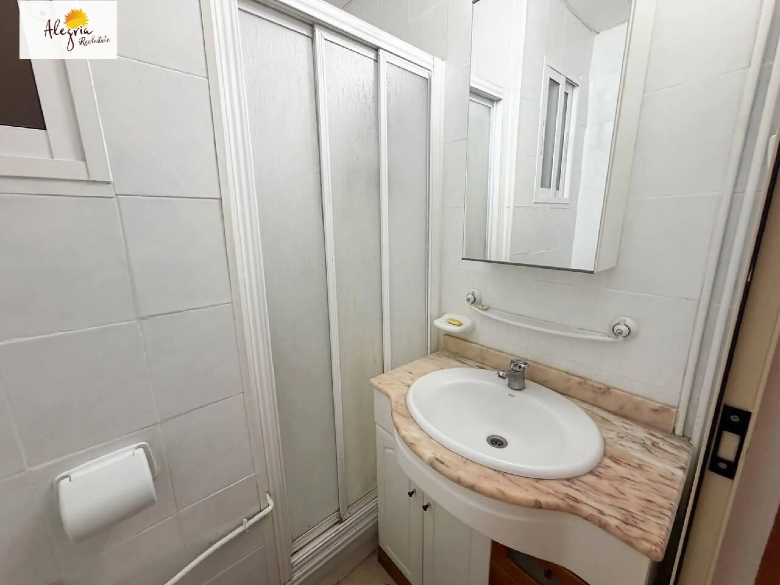 🏡 Bright Apartment for Sale | Manises, Valencia