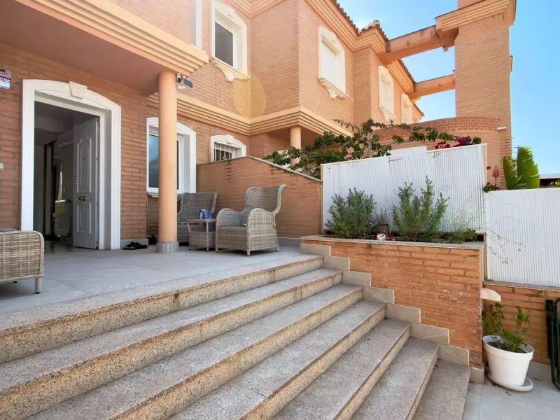 Townhouse de diseño en San Juan de Alicante