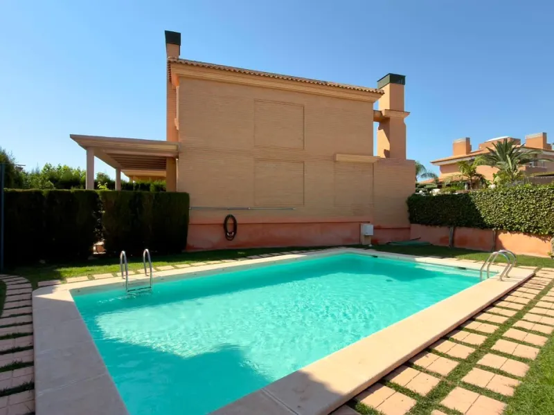 Townhouse de diseño en San Juan de Alicante