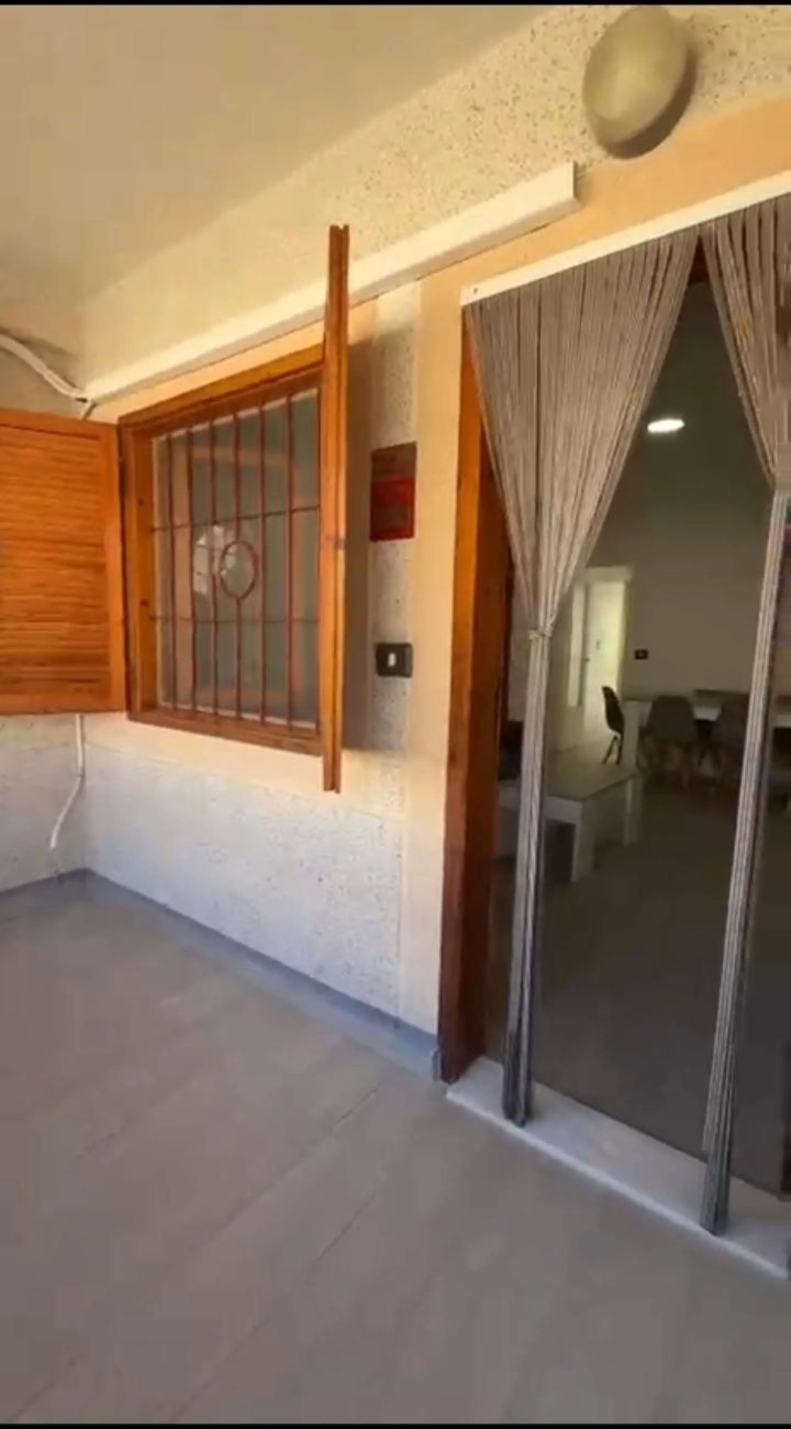 APARTMENT 50M FROM ACEQUIÓN BEACH WITH ENCLOSED GARAGE