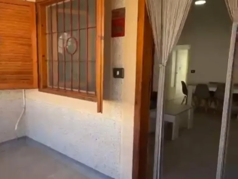 APARTMENT 50M FROM ACEQUIÓN BEACH WITH ENCLOSED GARAGE