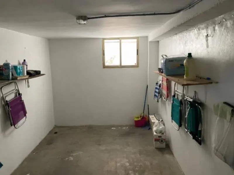APARTMENT 50M FROM ACEQUIÓN BEACH WITH ENCLOSED GARAGE
