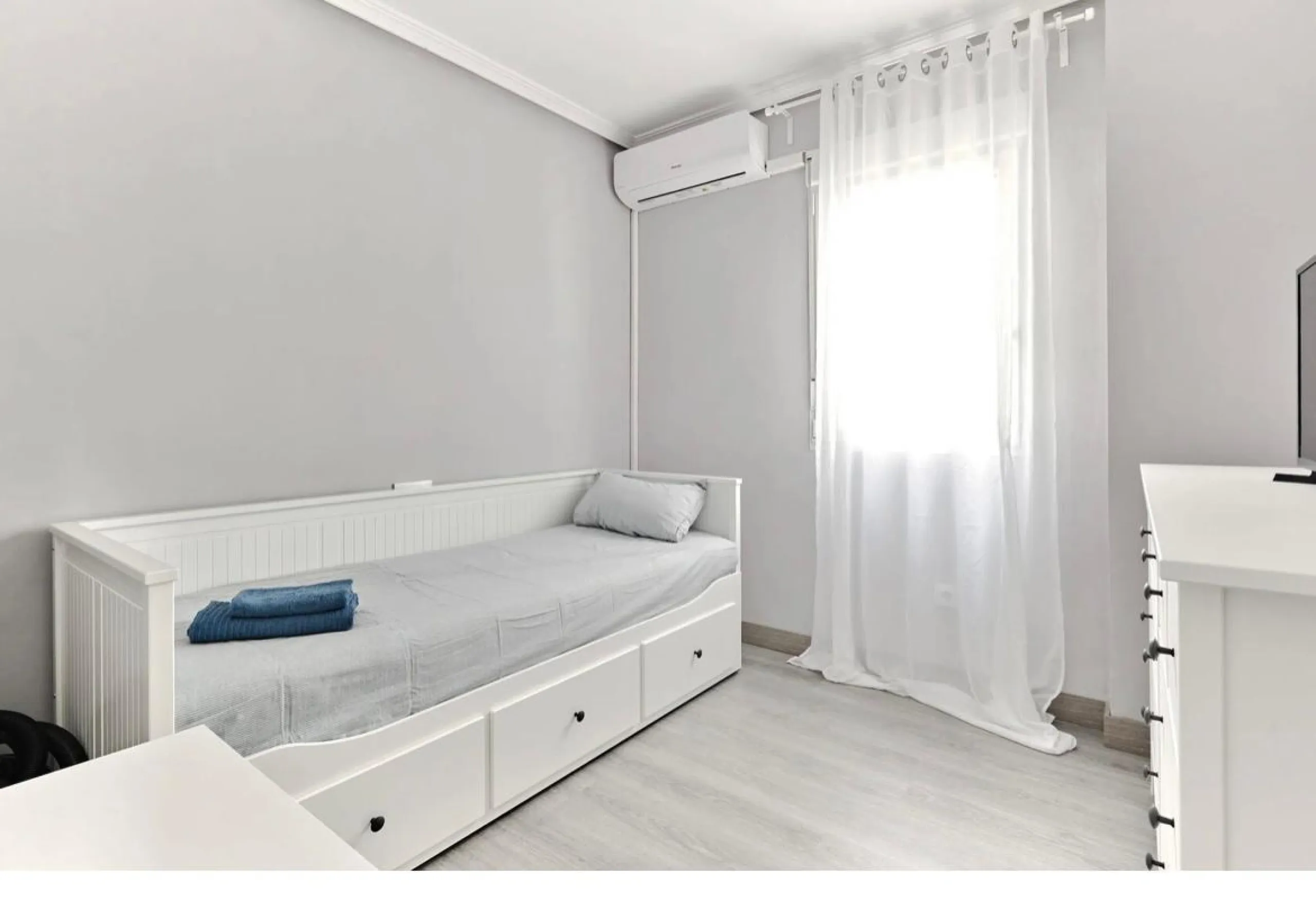 APARTAMENTO A 200 METROS DE LA PLAYA DEL CURA REFORMADO CON 2 HAB 2 BAÑOS
