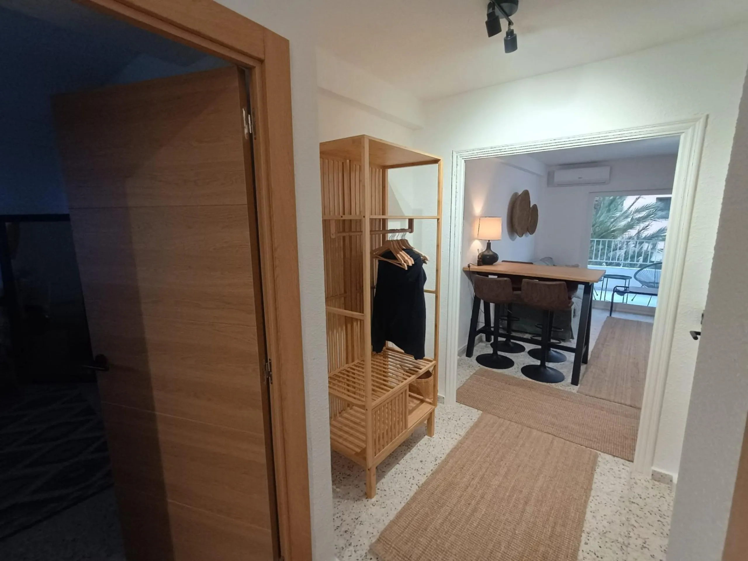 2 BEDROOM 1 BATHROOM APARTMENT COMPLETELY RENOVATED IN PINOMAR