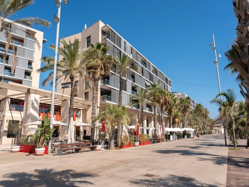 Residencial Marenostrum en Badalona, a 3 km de Barcelona
