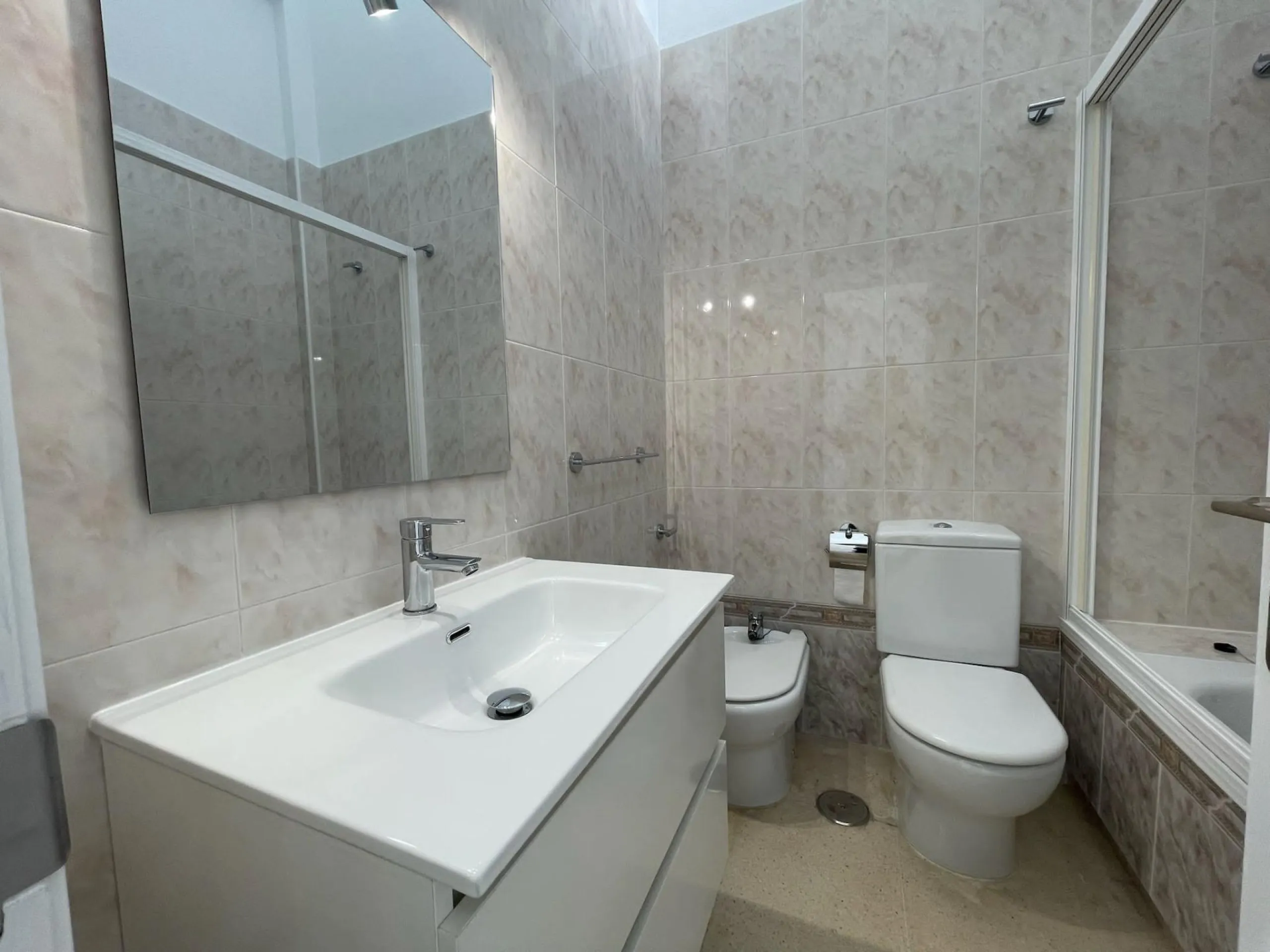 TOWNHOUSE FOR SALE IN EL ALBIR 🏡