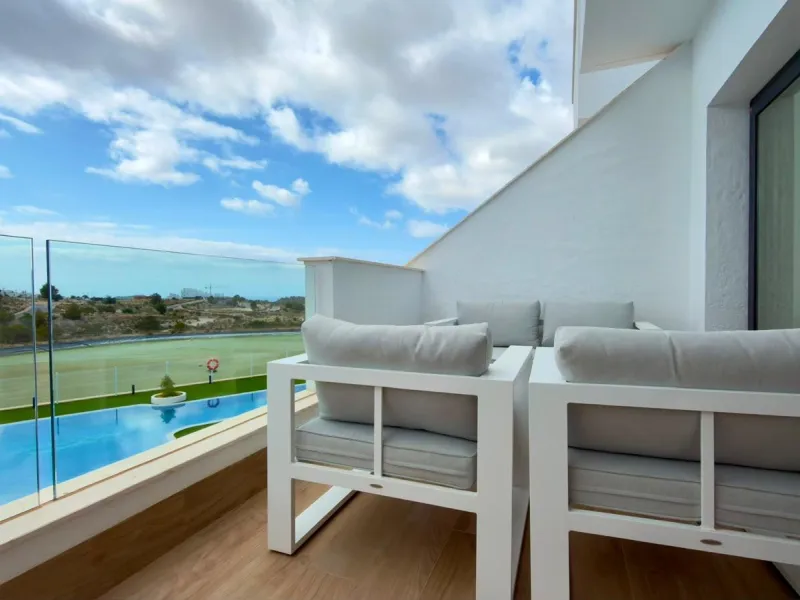 BUNGALOW IN GOLF RESORT – FINESTRAT