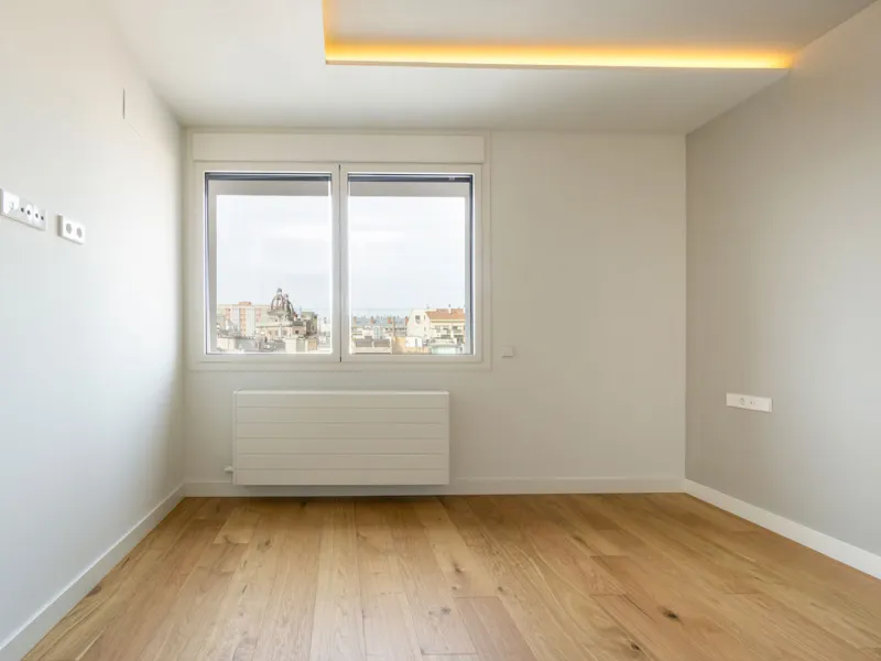 Piso de lujo con diseño elegante en la calle Casanova, Barcelona