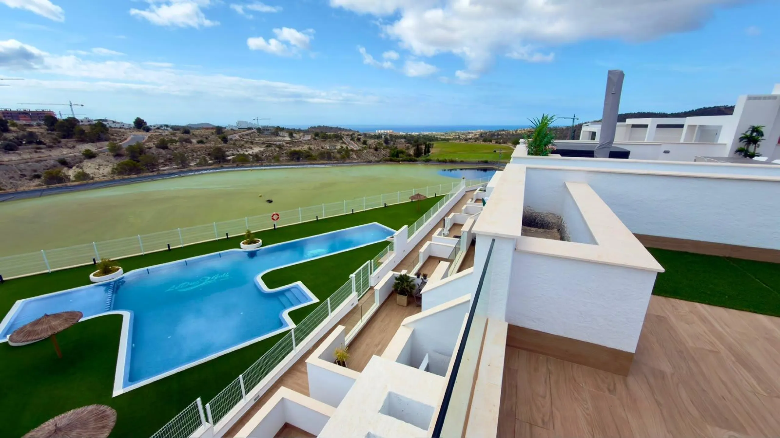 BUNGALOW IN GOLF RESORT – FINESTRAT