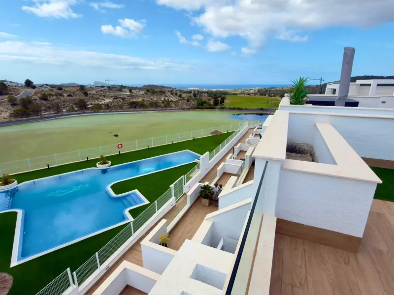 BUNGALOW IN GOLF RESORT – FINESTRAT