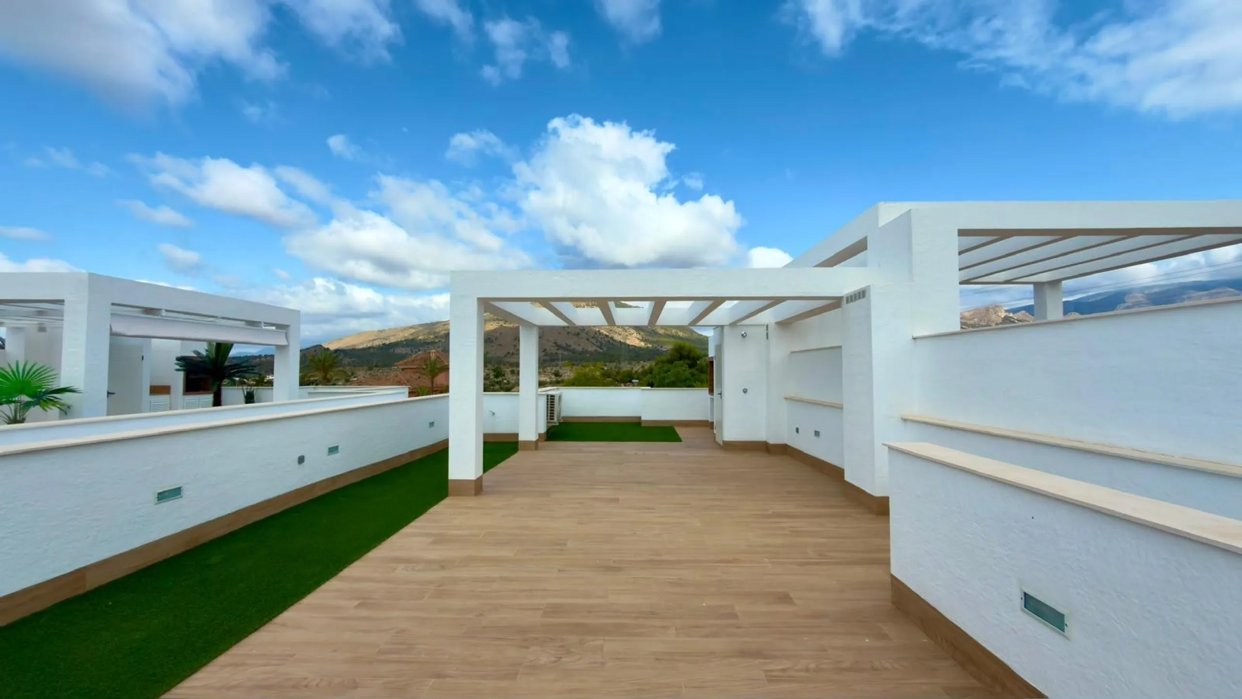 BUNGALOW IN GOLF RESORT – FINESTRAT