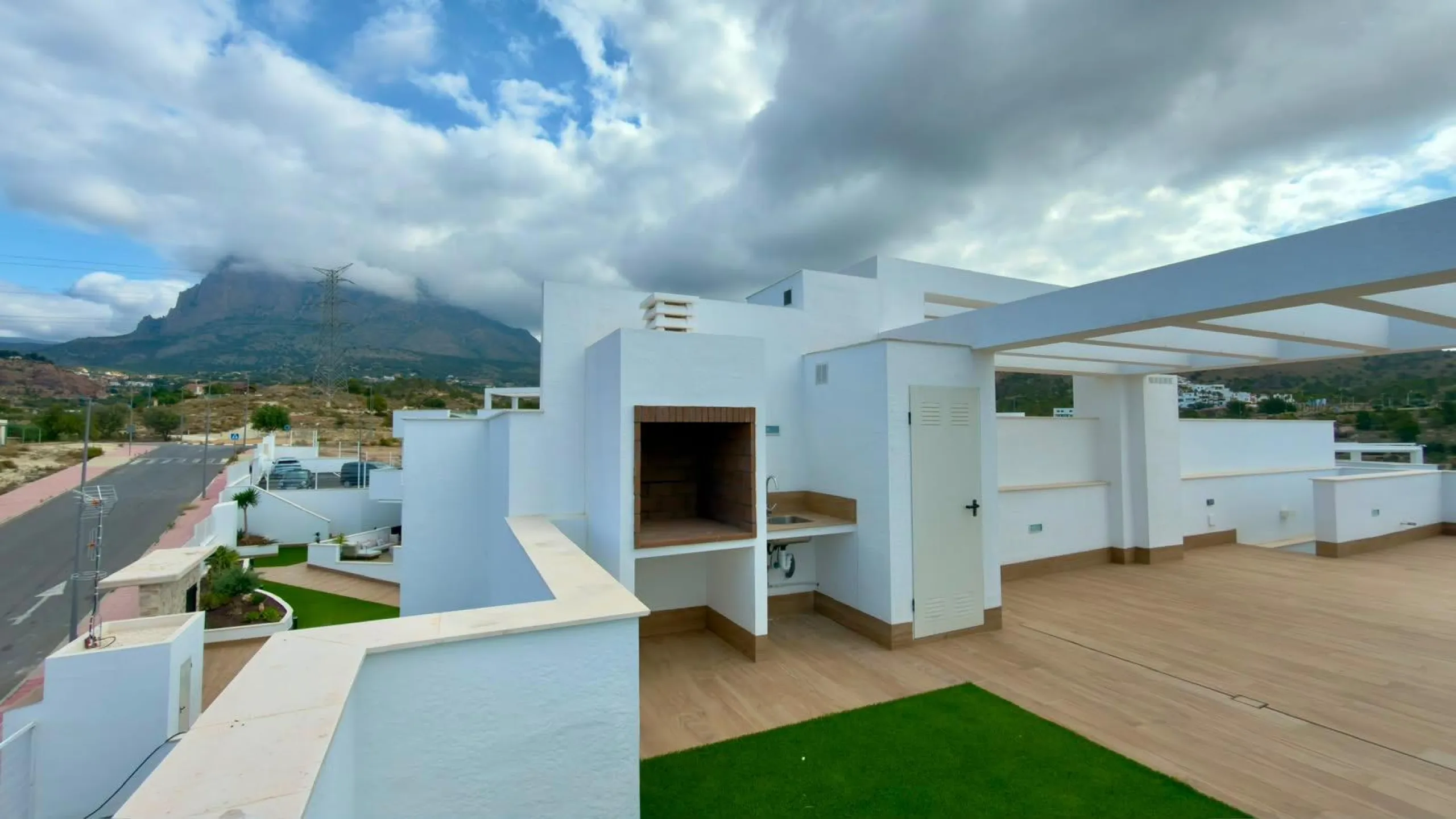 BUNGALOW IN GOLF RESORT – FINESTRAT