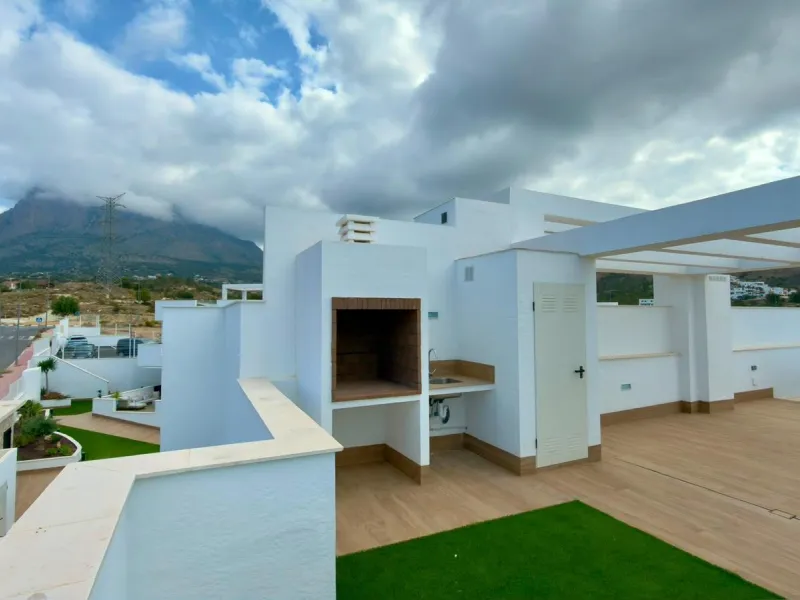 BUNGALOW IN GOLF RESORT – FINESTRAT