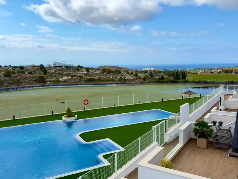 BUNGALOW IN GOLF RESORT – FINESTRAT