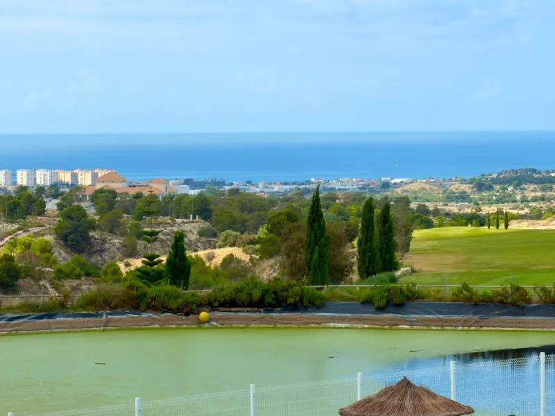 BUNGALOW IN GOLF RESORT – FINESTRAT