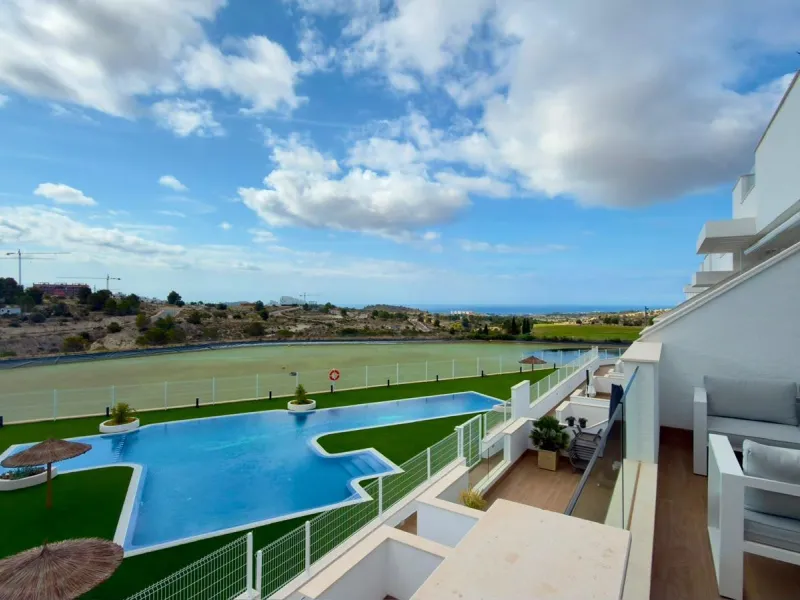 BUNGALOW IN GOLF RESORT – FINESTRAT