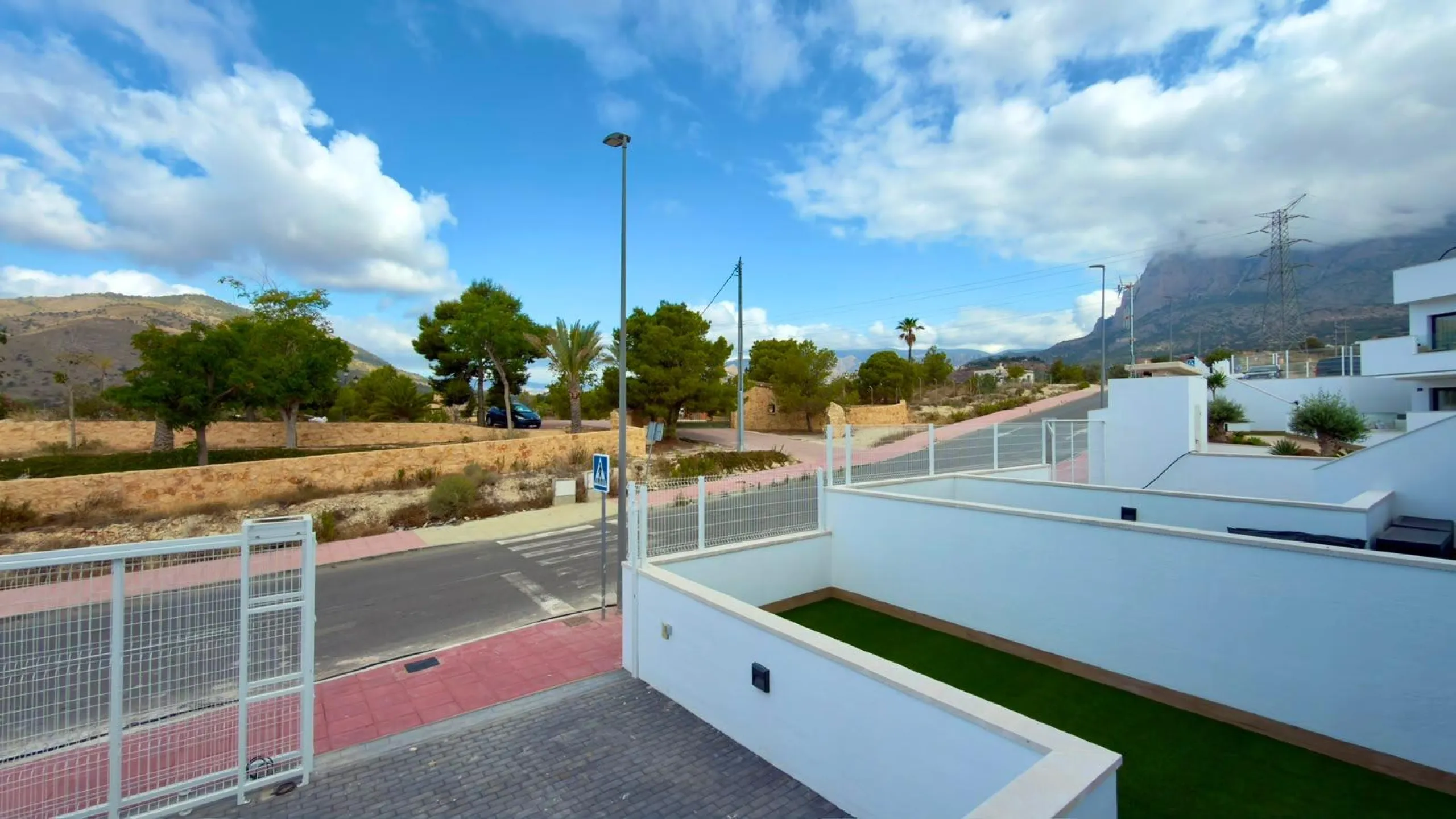 BUNGALOW IN GOLF RESORT – FINESTRAT