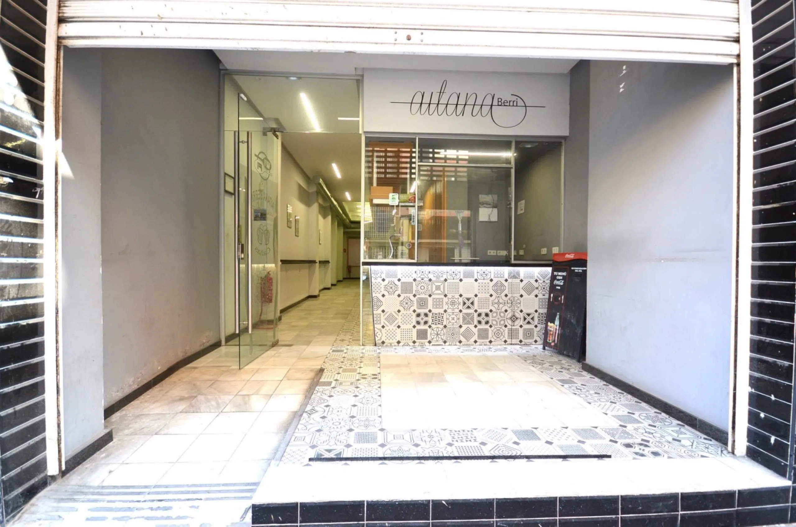 RAMON GALLUD street business premises in the center of TORREVIEJA