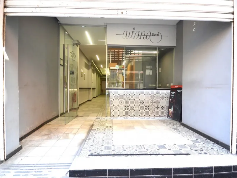 RAMON GALLUD street business premises in the center of TORREVIEJA